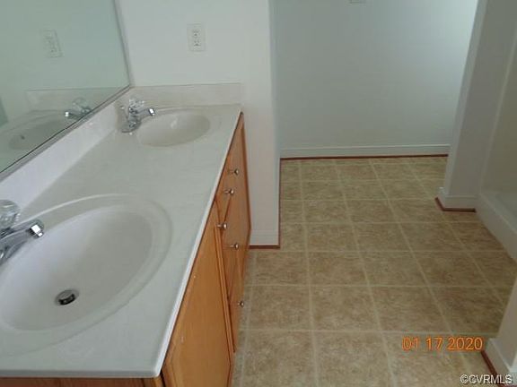 5th image of 21024 Baileys Grove Dr