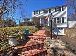 435 Amity Rd, Bethany, CT 06524