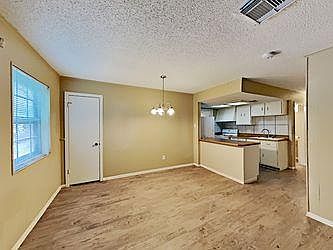 2nd image of 793 Fernbank Dr