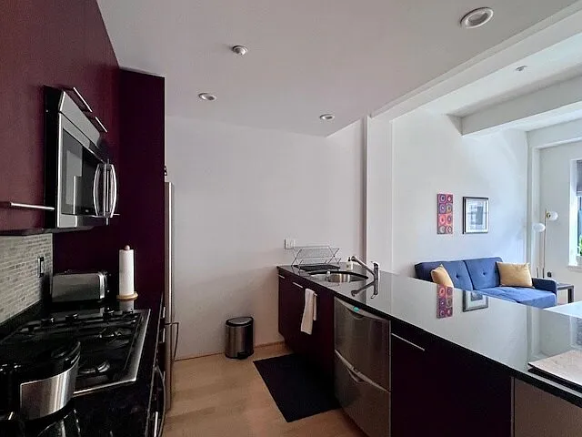 40 Fay St #407 — Photo 5