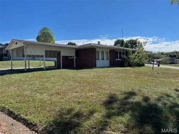 301 Lilac Dr, Potosi, MO 63664