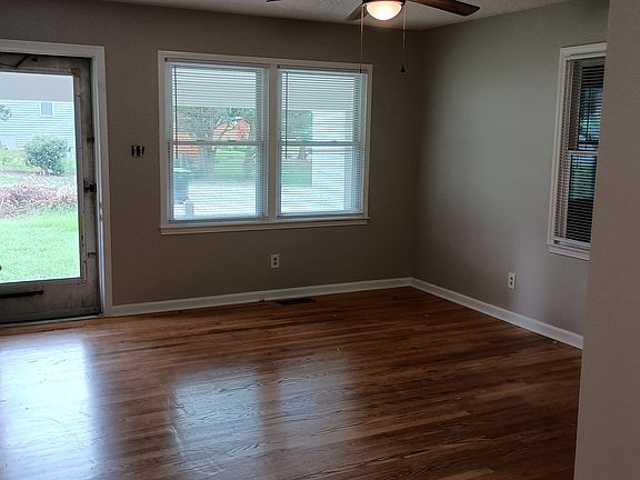 2nd image of 102 S Tunstall Ave