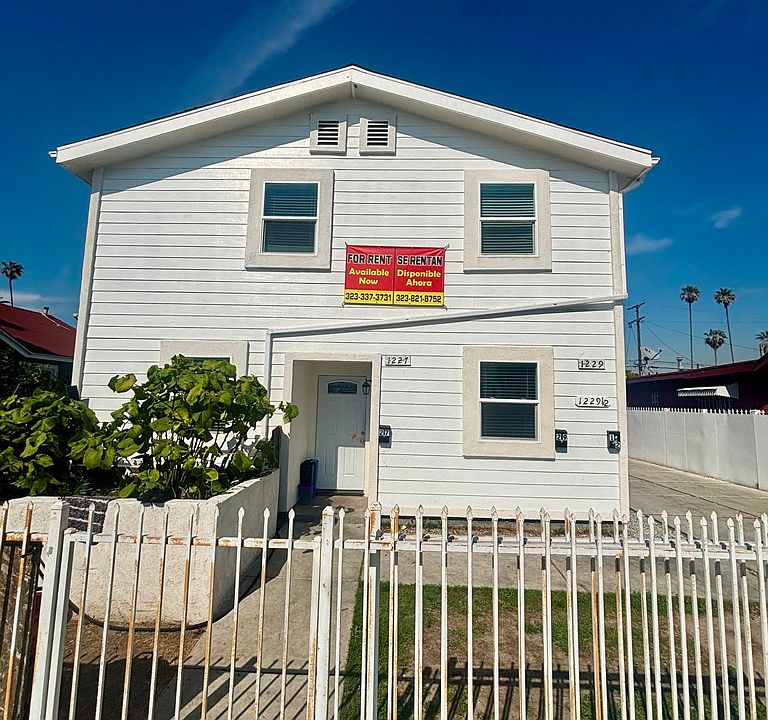 1st image of 1229 1/2 W Gage Ave