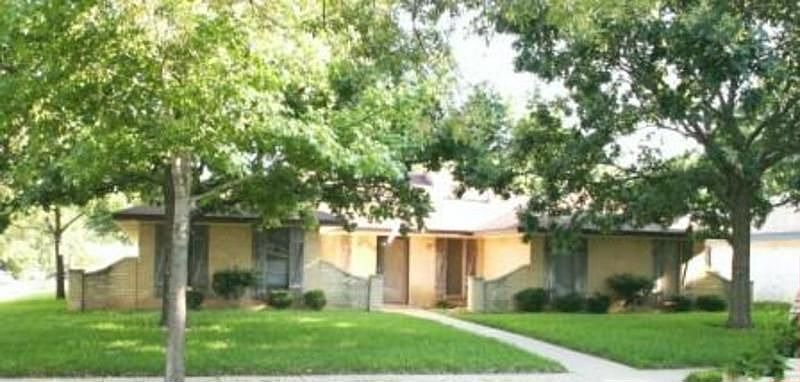 1st image of 730 Sweet Gum Dr