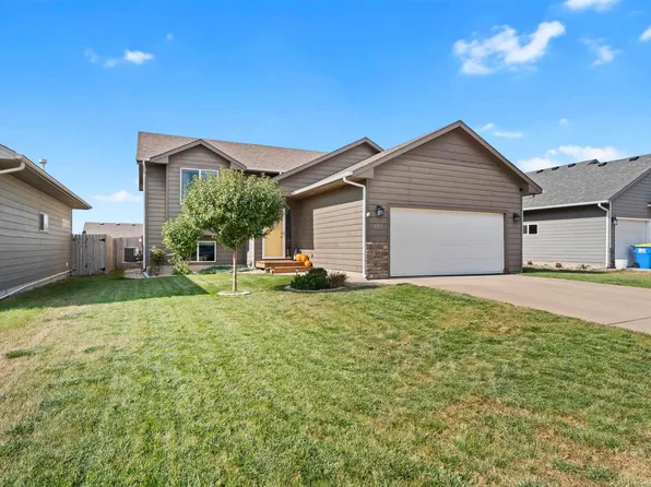 437 Lien Ave, Harrisburg, SD 57032