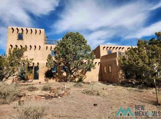 51-B Calle Gurule, Santa Fe, NM 87505