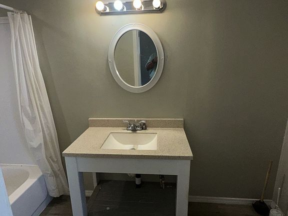 2nd image of 12227 Potranco Rd #8