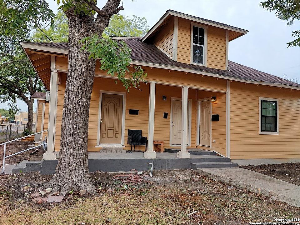 1st image of 1302 W Winnipeg Ave