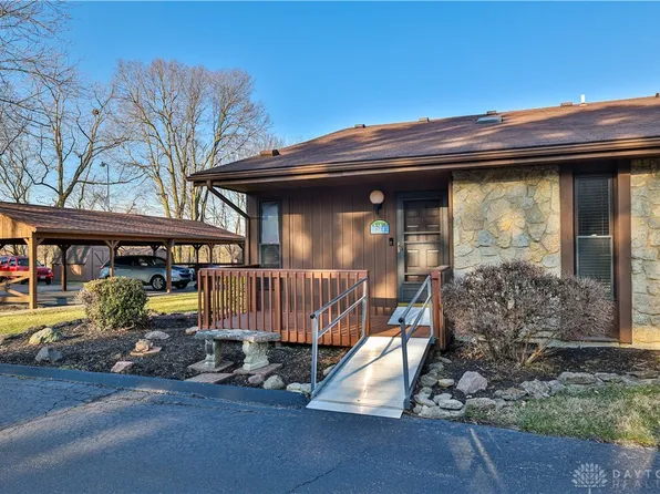 2284 Joshua Cir, Middletown, OH 45044