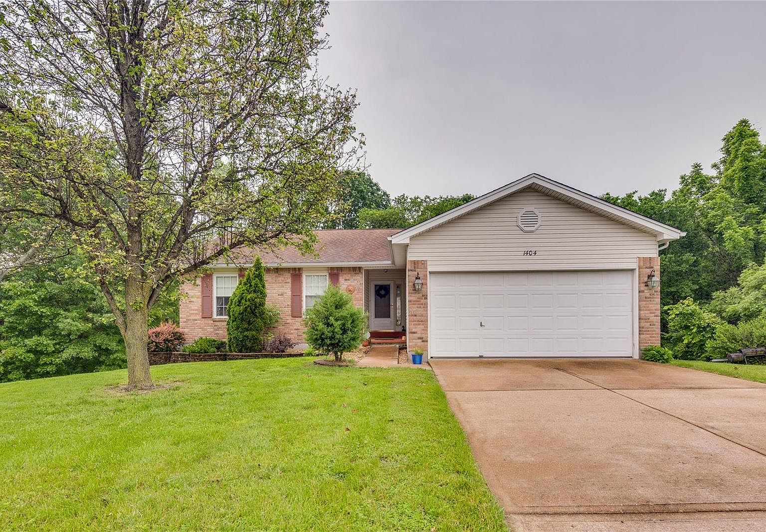 1404 Apple Ridge Ct, Arnold, MO 63010 | Zillow