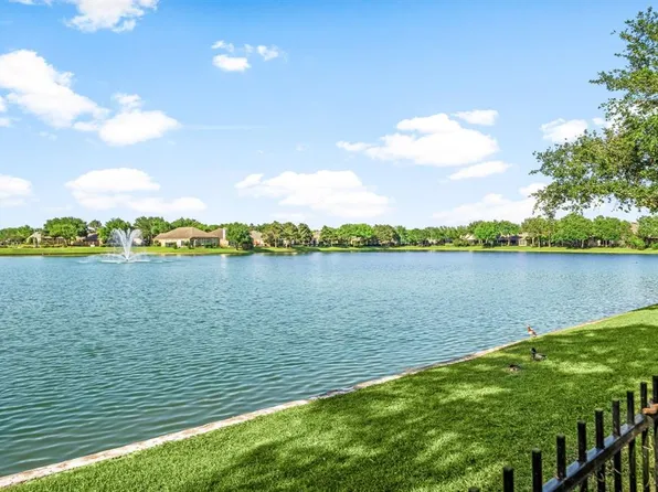 25850 Riverside Creek Dr, Richmond, TX 77406