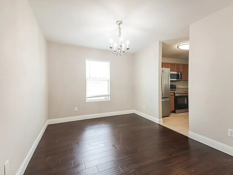 1428 Waterford Dr — Photo 7