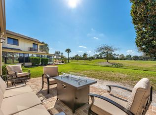 236 Country Club Dr, Melbourne, FL 32940