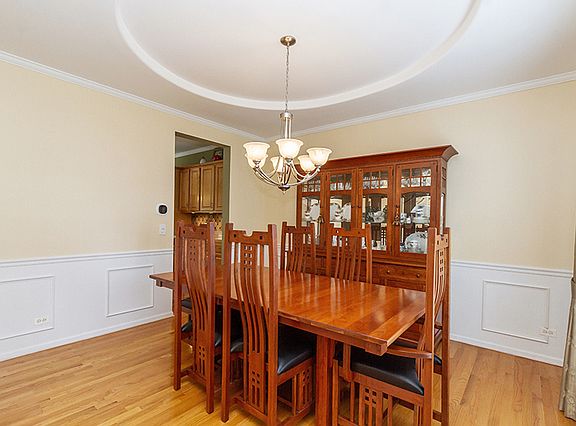 4th image of 2045 Brookwood Ct