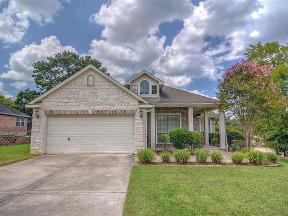3rd image of 181 Rolling Springs Dr