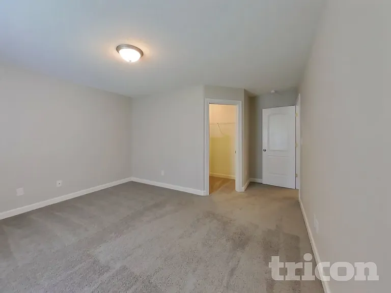 2990 Parkview Dr — Photo 13