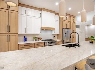 10025 Netherton Dr, Las Vegas, NV 89134