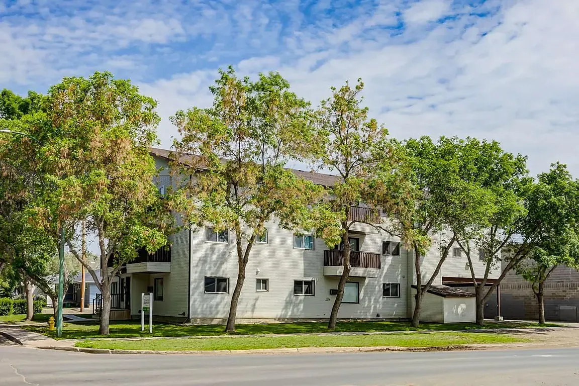 Concord Apartments — Photo 1
