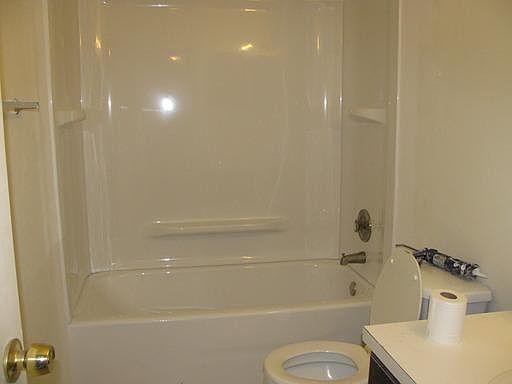 2nd image of 7812 Park Vista Cres