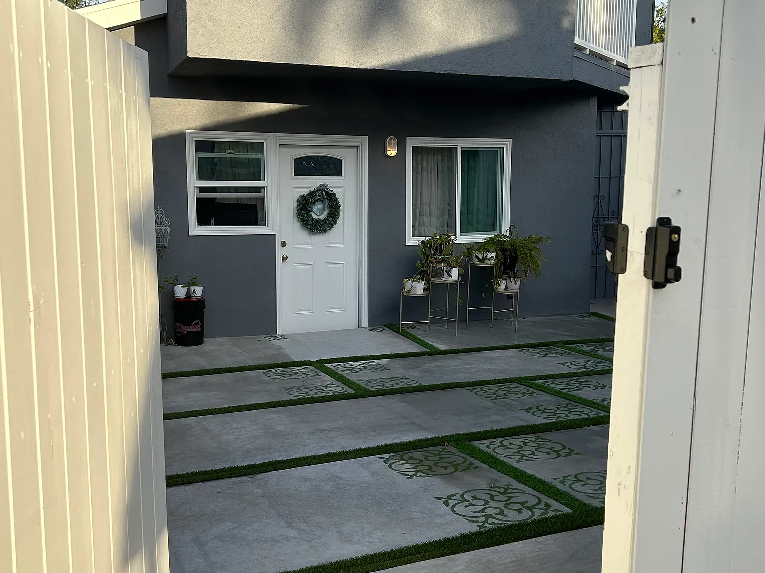 10826 Wagner St — Photo 2