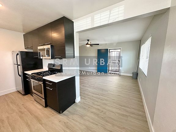 5th image of 4213 Kansas St APT 1
