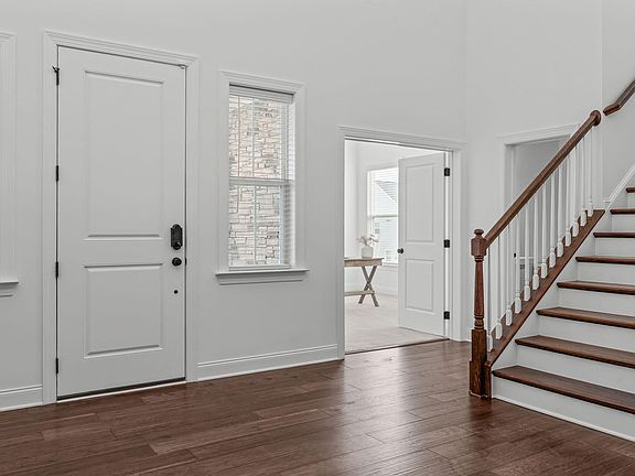 5th image of 508 White Oak Pond Rd