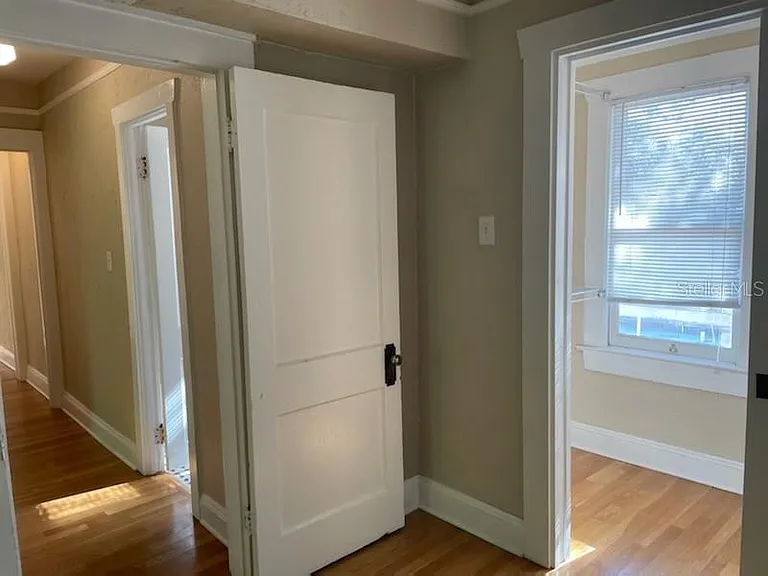 807 1/2 S Fremont Ave #UPPER — Photo 23