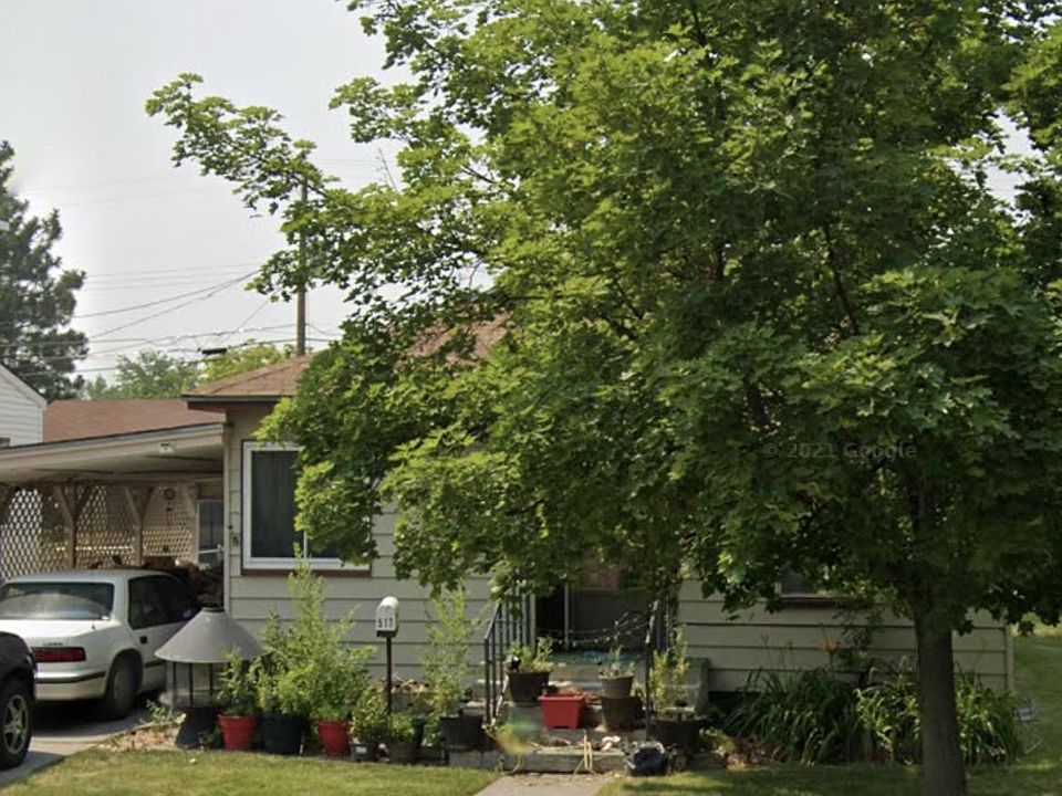 1st image of 517 9th Ave N