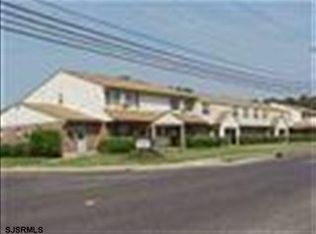 44A Oxford Vlg #44A, Egg Harbor Township, NJ 08234