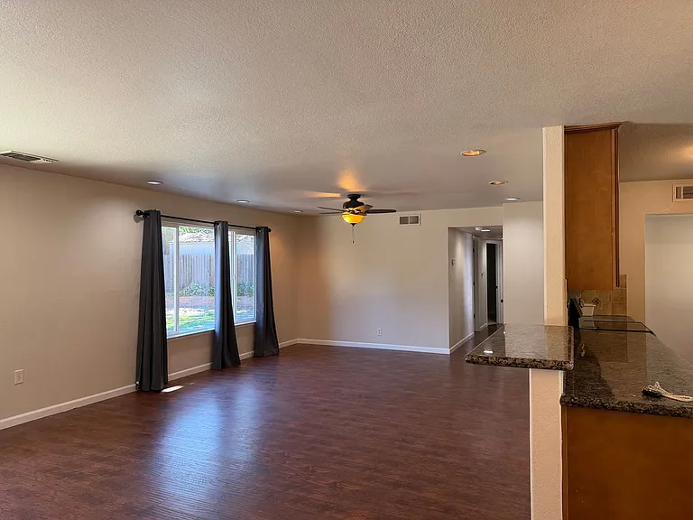 8808 Mohawk Way — Photo 8