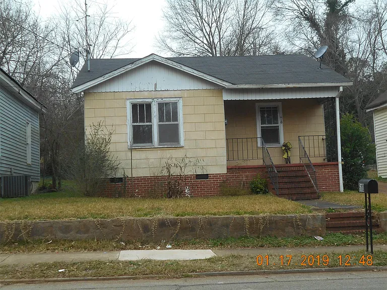 610 S Greenwood St — Photo 1