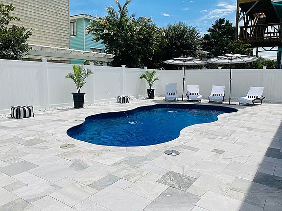 Resort Style Pool