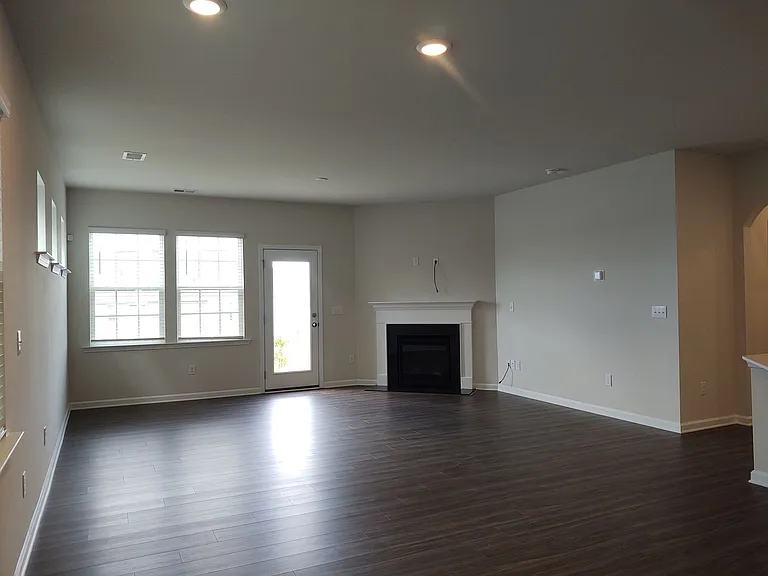 4049 Whipcord Dr — Photo 8