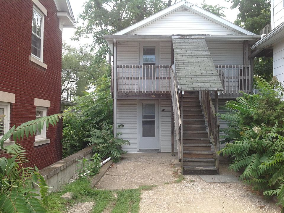 1st image of 615 N Woodlawn Ave #2