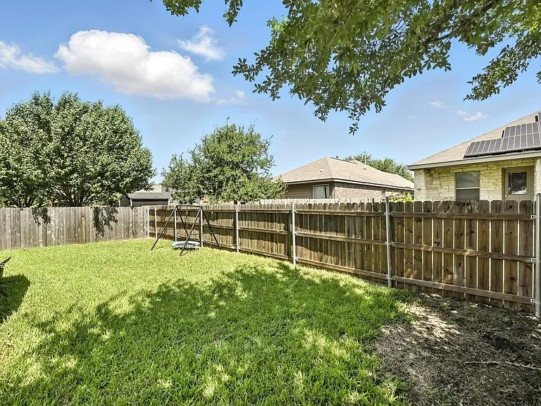 11116 Liberty Farms Dr — Photo 23