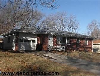 2nd image of 911 N 58th St