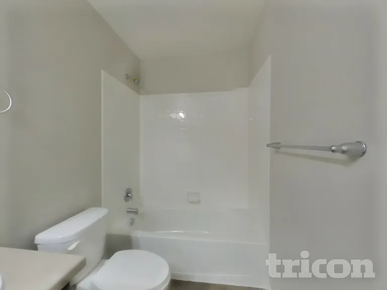 8140 22nd St — Photo 14