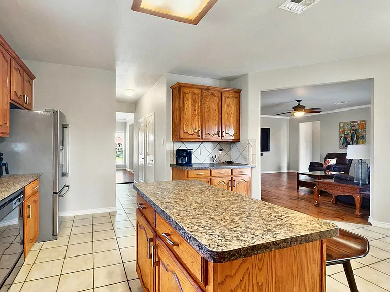 1236 Blue Brook Dr — Photo 13