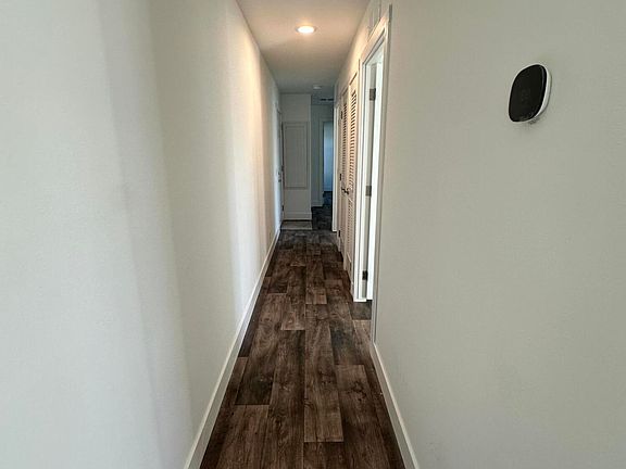 5th image of 703 6th Ave SE #C-16