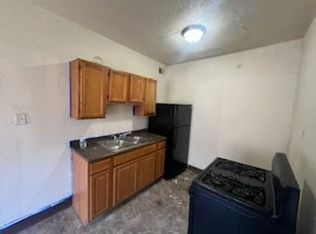 3384 N. 28th St, Milwaukee, WI 53216