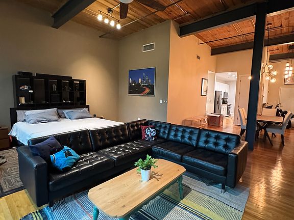 Living/Bedroom