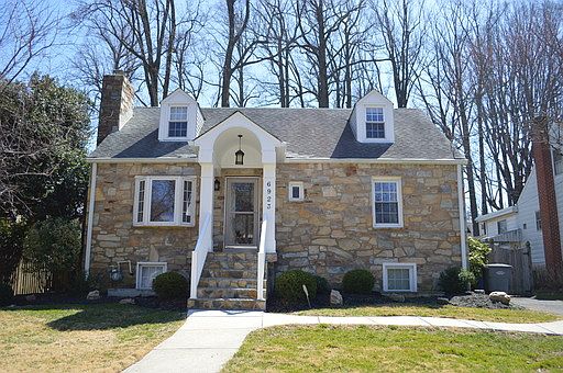 1st image of 6923 Custis Pkwy