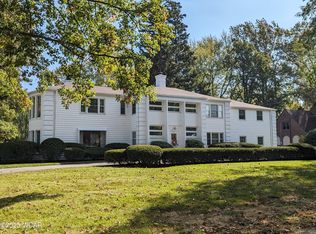 205 S Rosewood Dr, Lima, OH 45805