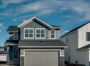 649 W Sailfin Dr, Rocky View County, AB T3Z0J5