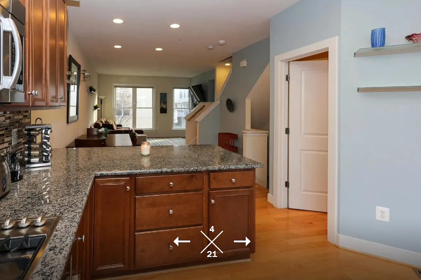 3 bed, $4,995 — Photo 2