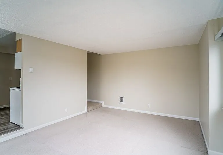4314 SW View Point Ter #8 — Photo 21