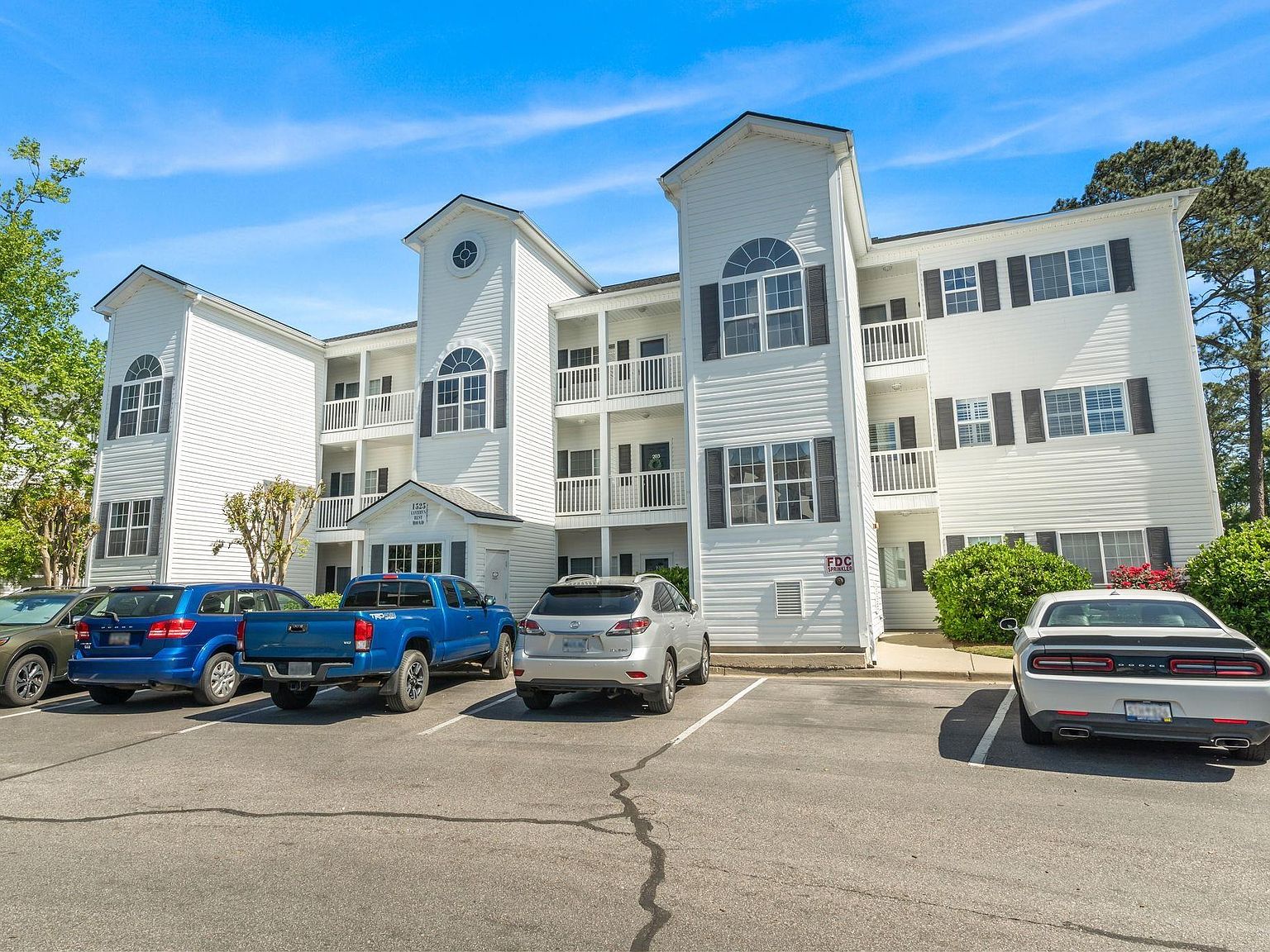 1525 Lanterns Rest Rd. #103