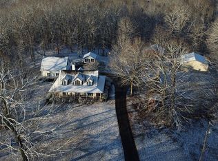 1026 R Gribble Rd, Rock Island, TN 38581