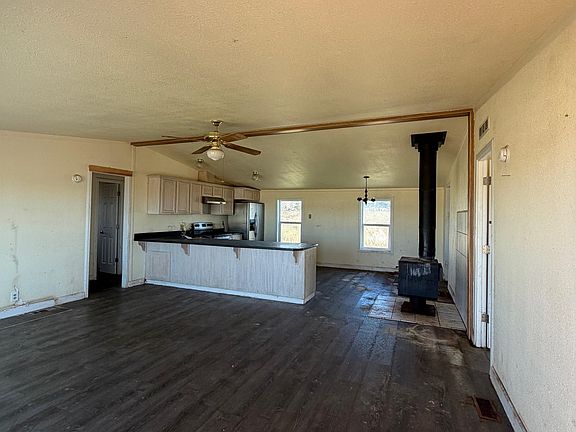 3rd image of 375 Snowgoose Ln