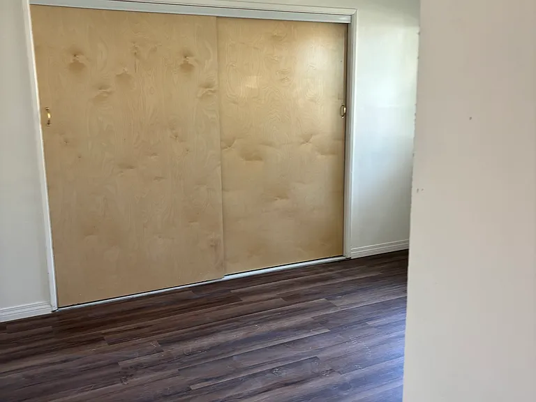 6829 Flora Ave #E — Photo 10